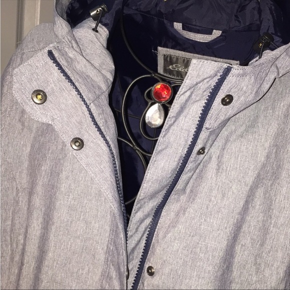 Eddie Bauer women’s jacket - Picture 3 of 4